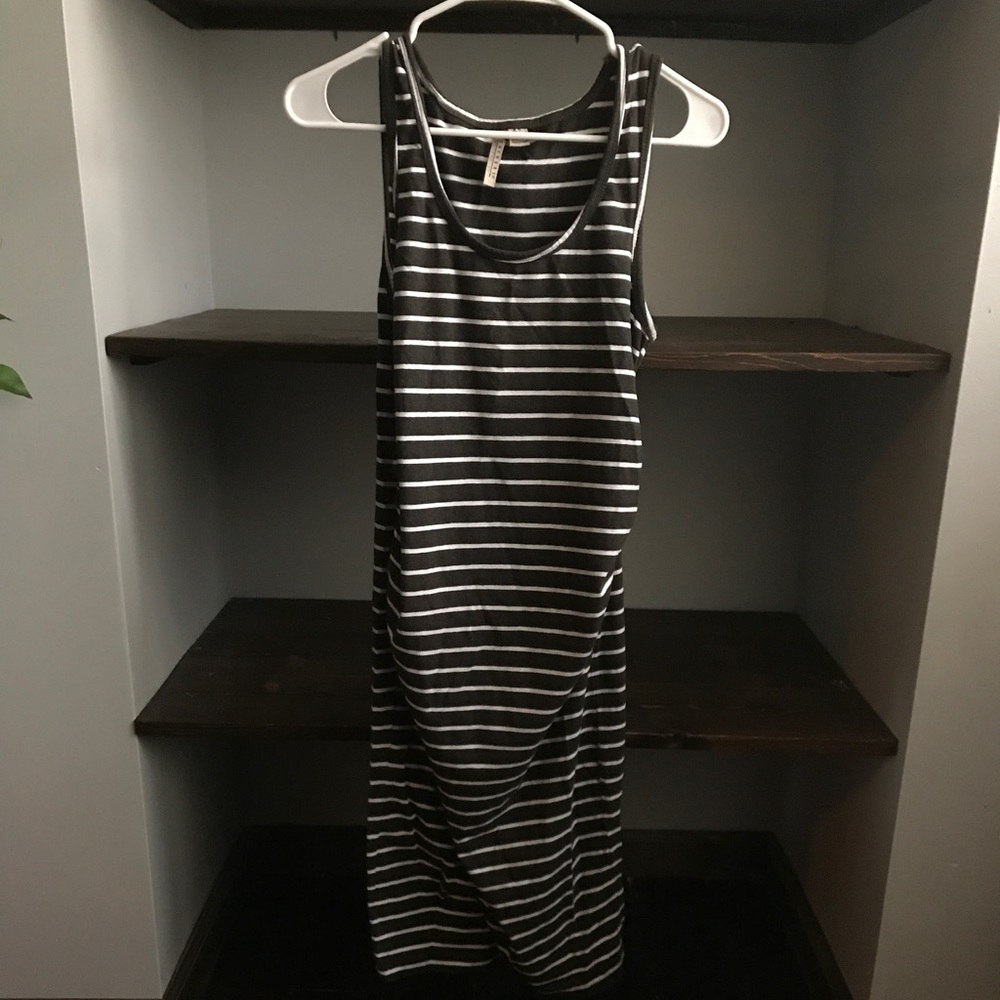 Maternity Dress | Size Large